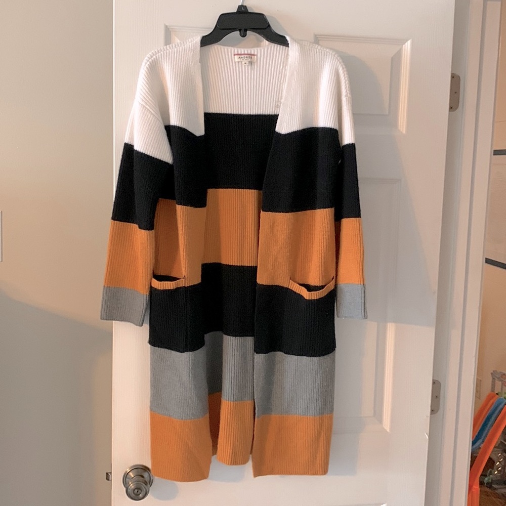 Andrée size Medium. Chunky long cardigan. White, black, mustard & grey blocking